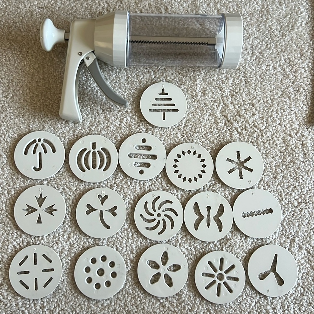 The Pampered Chef Cookie Press - No box never used.